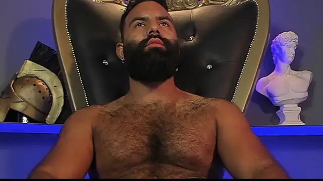 Snapshot of BeardAndrew chatting on 09.22.25 BeardAndrew online show from 09.22.25