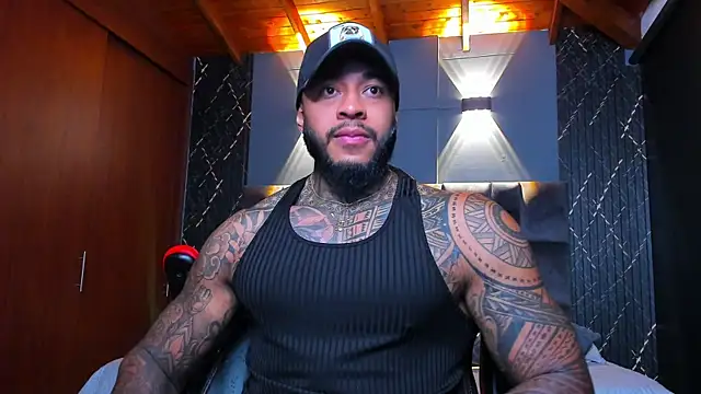 muscle man16 online show from 01.18.25