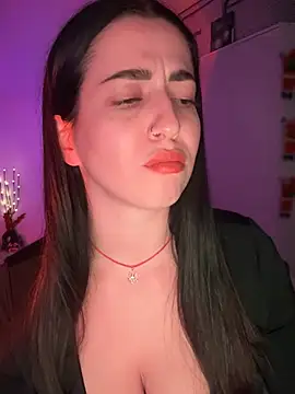 Emylia online show from 12.15.24