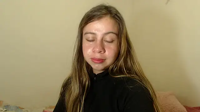 SweetSofty online show from 01.05.25