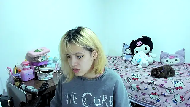 Akane-Mou online show from 09.26.25