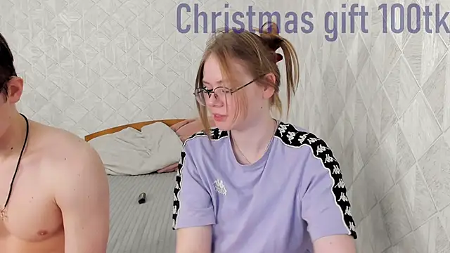 Snapshot of Tommy_and_Katie chatting on 12.29.24 Tommy and Katie online show from 12.29.24