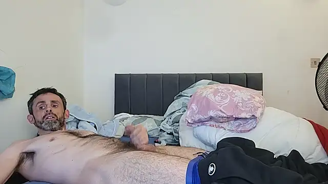 uk-bobbie-uk online show from 11.21.25