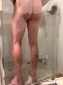 OSIRlS online show from 09.26.25