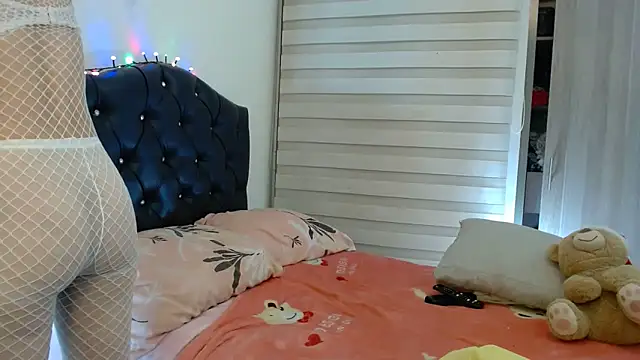 gooddes303salome online show from 11.16.25