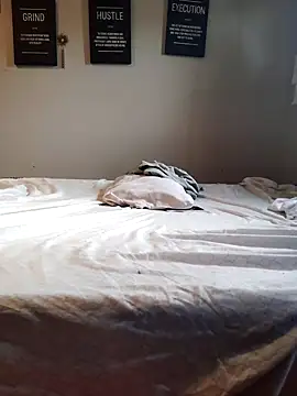 Snapshot of mayywetter chatting on 01.24.25 mayywetter online show from 01.24.25