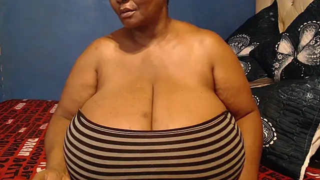 CUTEFIRMMELONSS online show from 02.23.26