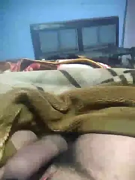 Deshilund9 online show from 12.24.24