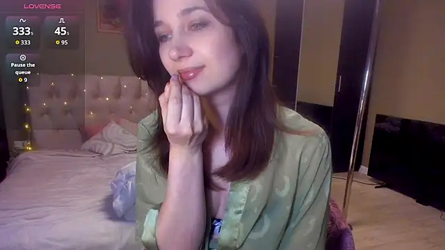 Carina E online show from 02.13.26