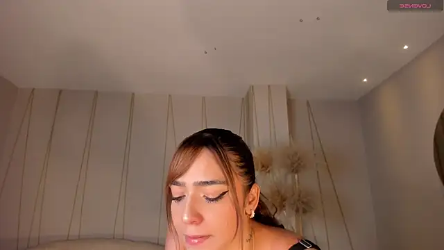 Snapshot of MariamRivera_ chatting on 01.30.25 MariamRivera  online show from 01.30.25