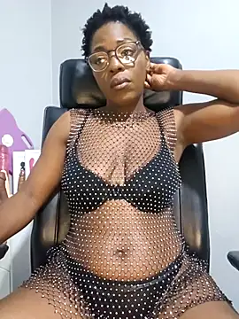 Snapshot of Shaniko89 chatting on 06.30.26 Shaniko89 online show from 06.30.26