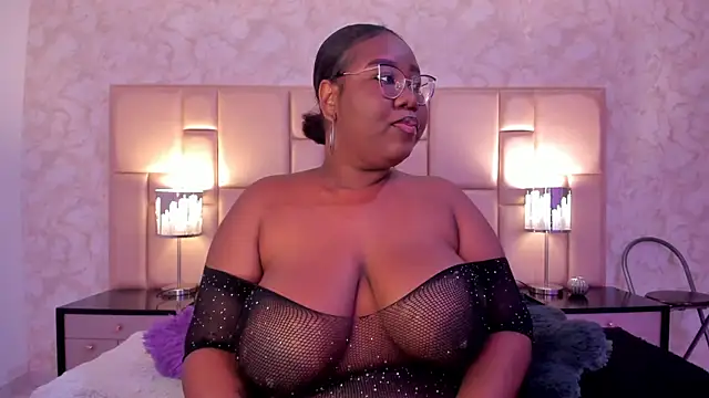 Darnellqueen online show from 01.22.25
