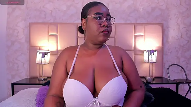 Darnellqueen online show from 01.25.25