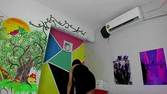 MarianaManzur online show from 02.28.25