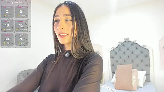 Valentina Ross  online show from 01.17.26