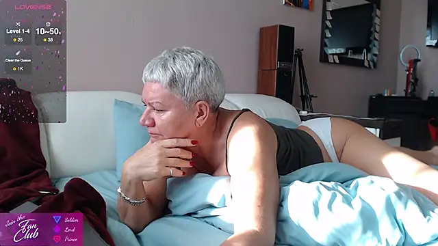 roxana brooks online show from 10.09.25