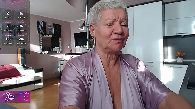 Snapshot of roxana_brooks chatting on 02.06.26 roxana brooks online show from 02.06.26