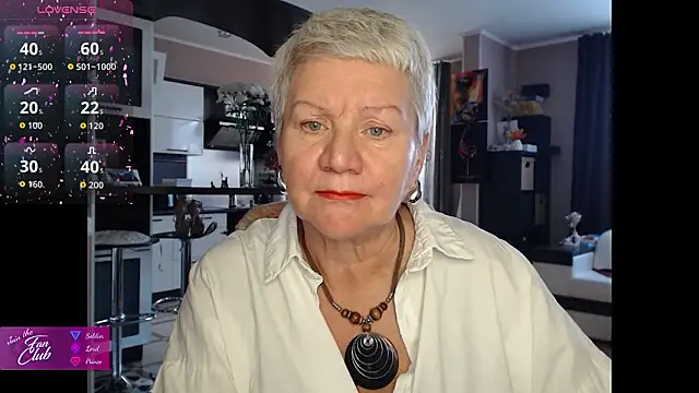 Snapshot of roxana_brooks chatting on 02.23.26 roxana brooks online show from 02.23.26