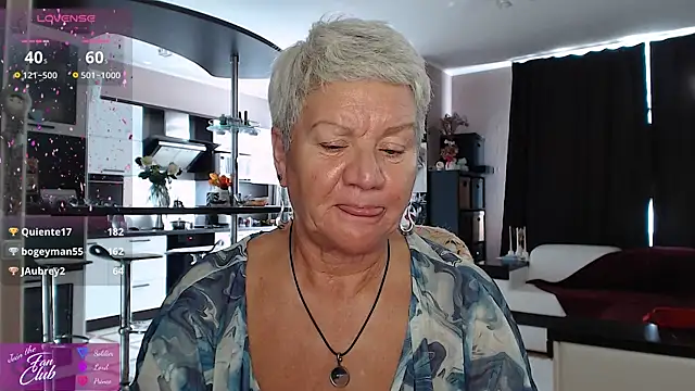 Snapshot of roxana_brooks chatting on 07.28.26 roxana brooks online show from 07.28.26