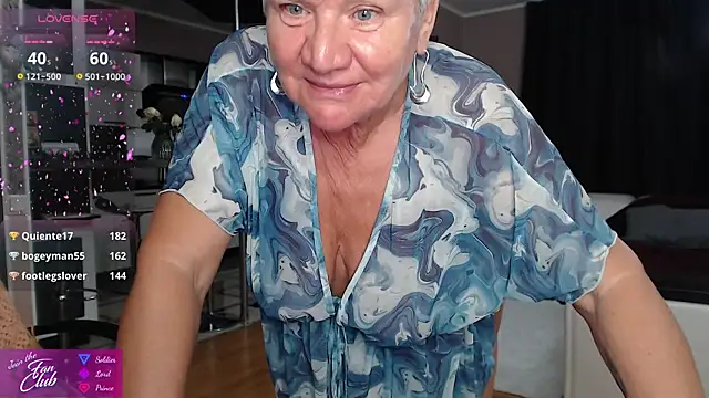 Snapshot of roxana_brooks chatting on 07.28.26 roxana brooks online show from 07.28.26
