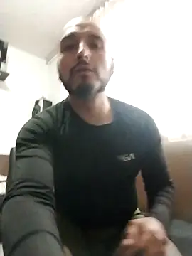 Snapshot of KenllyH chatting on 09.17.25 KenllyH online show from 09.17.25