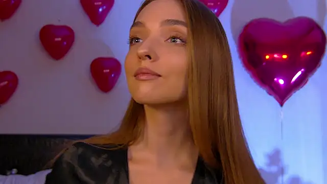 VirginieCruz online show from 02.10.25