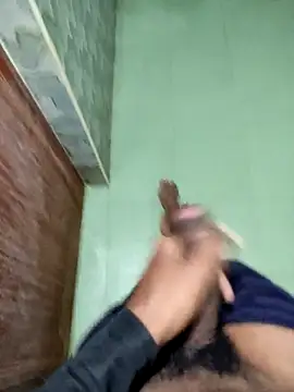 Snapshot of yo19boy chatting on 02.19.25 yo19boy online show from 02.19.25