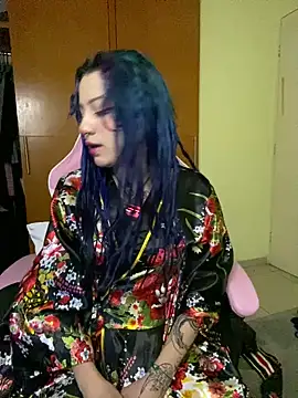 Lucygothic online show from 01.22.25