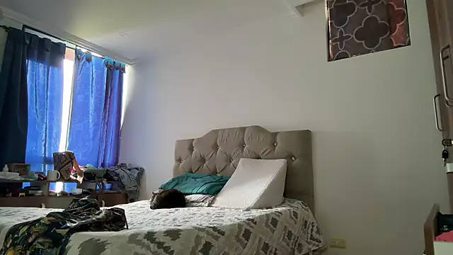 Snapshot of Karina_Yang chatting on 02.22.26 Karina Yang online show from 02.22.26