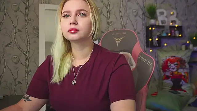 Moon Valkyrie online show from 02.26.26