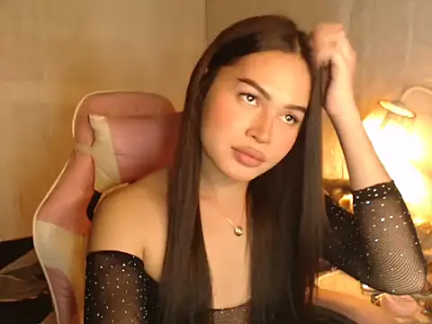 Ashely Lewis online show from 12.19.25