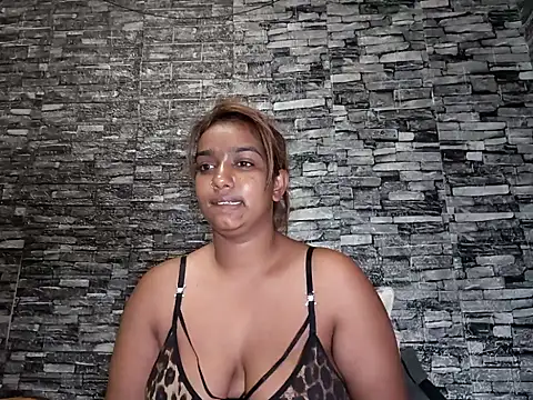 Snapshot of Xindias_fantasyX chatting on 02.11.26 Xindias fantasyX online show from 02.11.26