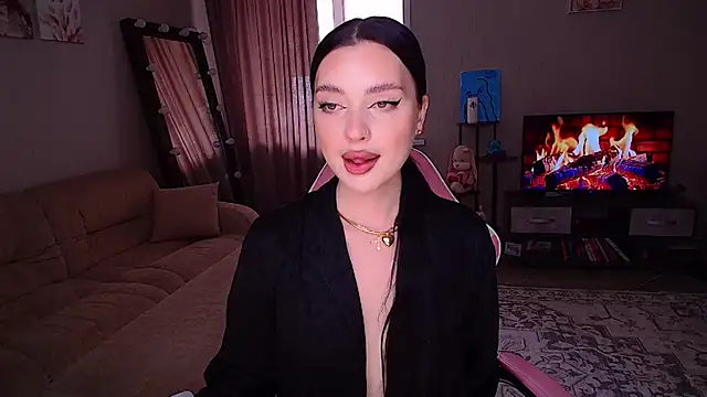   Malika   online show from 05.12.26
