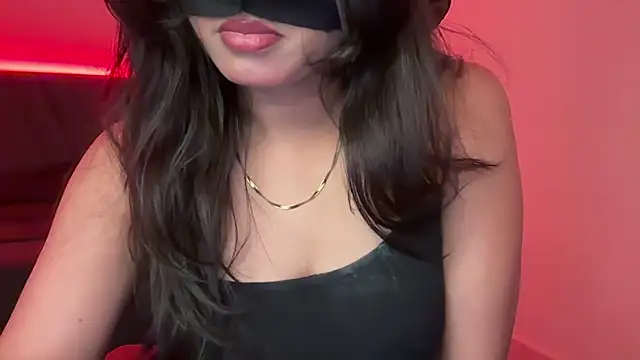 Snapshot of Hottie_ishuu chatting on 02.26.26 Hottie ishuu online show from 02.26.26