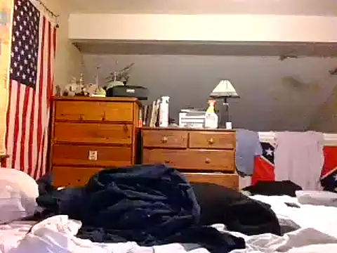 Snapshot of Gerbil8823 chatting on 12.14.25 Gerbil8823 online show from 12.14.25