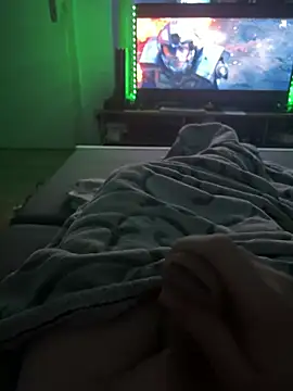 Snapshot of David19932908 chatting on 01.12.25 David19932908 online show from 01.12.25