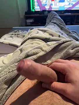 Snapshot of David19932908 chatting on 02.16.25 David19932908 online show from 02.16.25