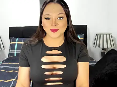 SensationalSamm online show from 12.04.25