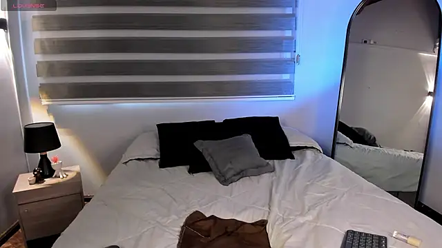 Snapshot of MERIDA_TAYLOR chatting on 02.07.26 MERIDA TAYLOR online show from 02.07.26