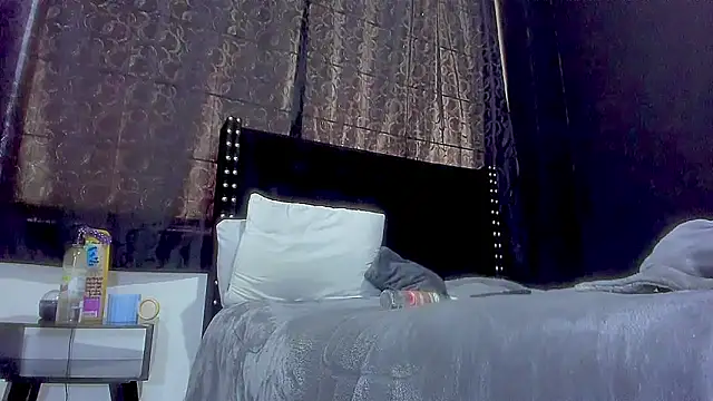 amareto queen online show from 09.15.25