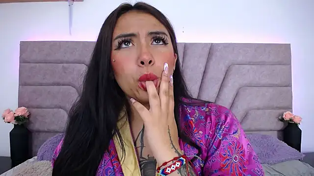 Jessica-Kraftt online show from 10.08.25