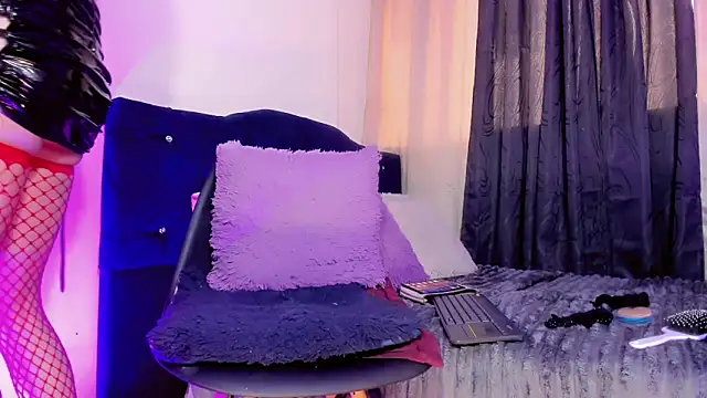 lesly xx online show from 03.10.26