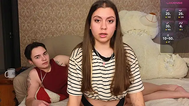 twobabesweet online show from 09.25.25