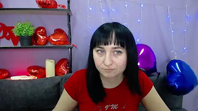 NinaFlawlees online show from 03.03.25