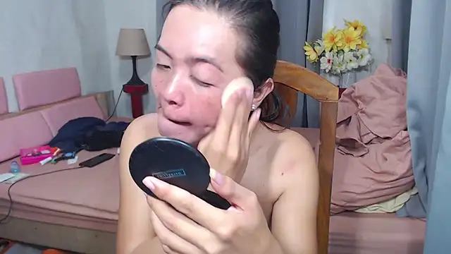 Snapshot of yournewgirldiana chatting on 09.15.25 yournewgirldiana online show from 09.15.25