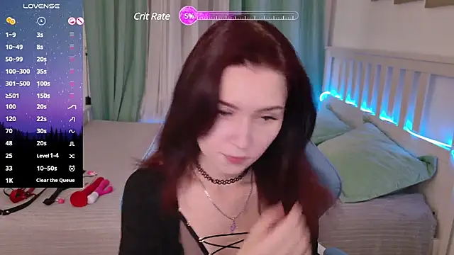 Snapshot of LissMoon chatting on 12.10.24 LissMoon online show from 12.10.24