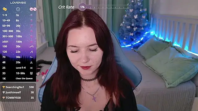 Snapshot of LissMoon chatting on 12.13.24 LissMoon online show from 12.13.24