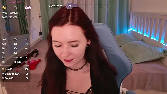 Snapshot of LissMoon chatting on 02.25.25 LissMoon online show from 02.25.25