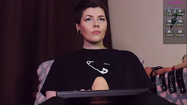 Snapshot of Luna_Blake chatting on 02.09.25 Luna Blake online show from 02.09.25