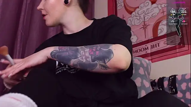 Snapshot of Luna_Blake chatting on 02.20.25 Luna Blake online show from 02.20.25